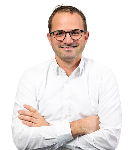 Philip Helduser von ADM lächelt in die Kamera